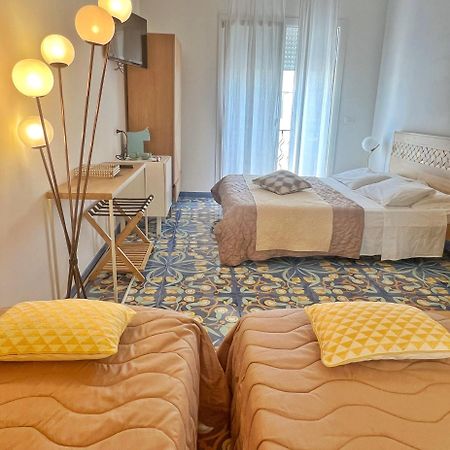 Le Bateau Bleu - Adults Only 12 Plus Porto Cesareo Zewnętrze zdjęcie
